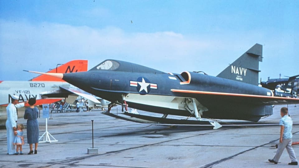 Nadzvukový hydroplán Sea Dart